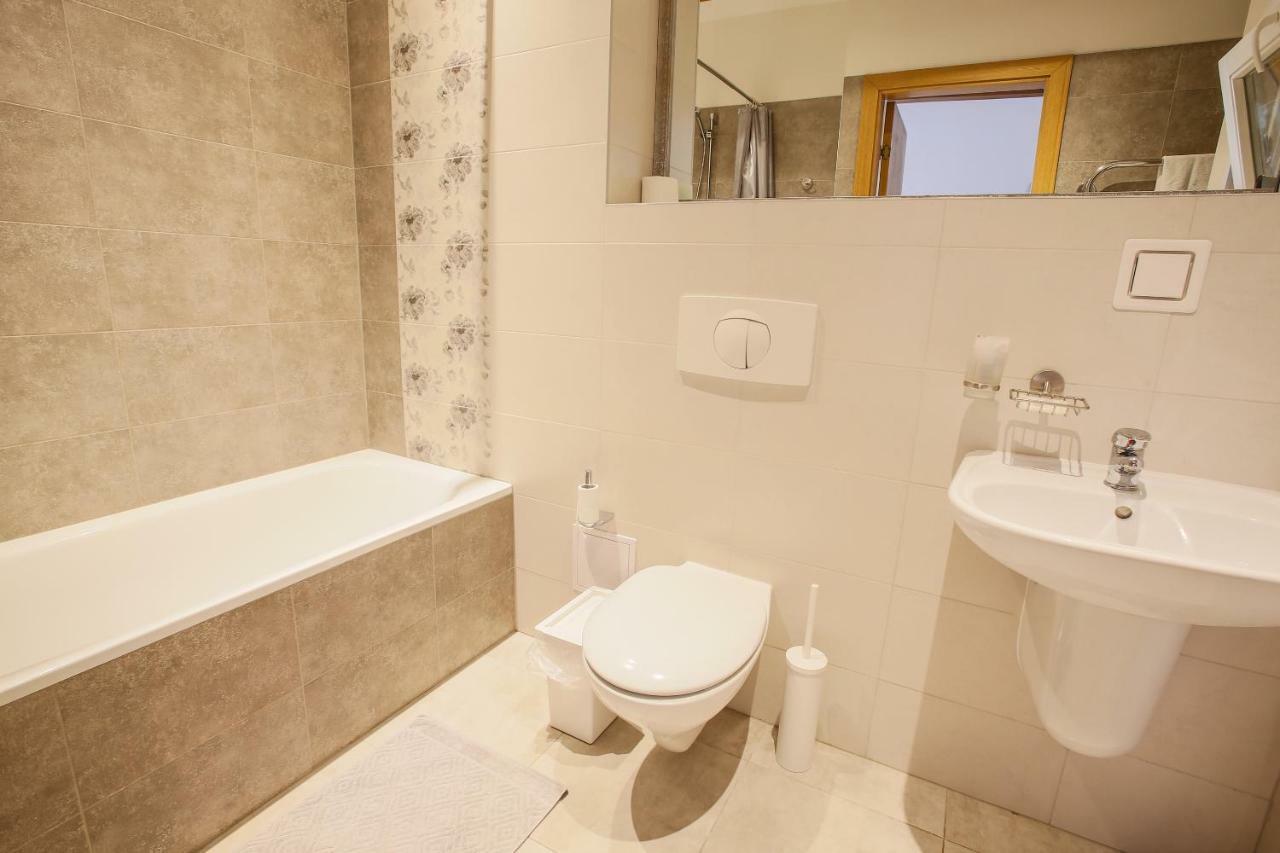 Apartments Ameda Вилнюс Екстериор снимка